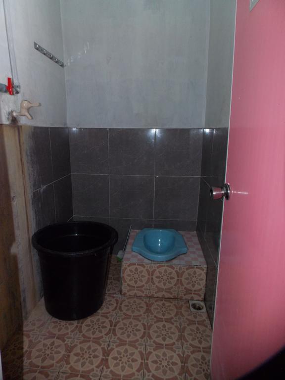 Hotel Putra Sindang Asih Batukaras Phòng bức ảnh