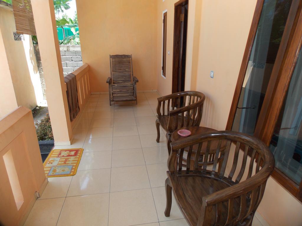 Hotel Putra Sindang Asih Batukaras Phòng bức ảnh